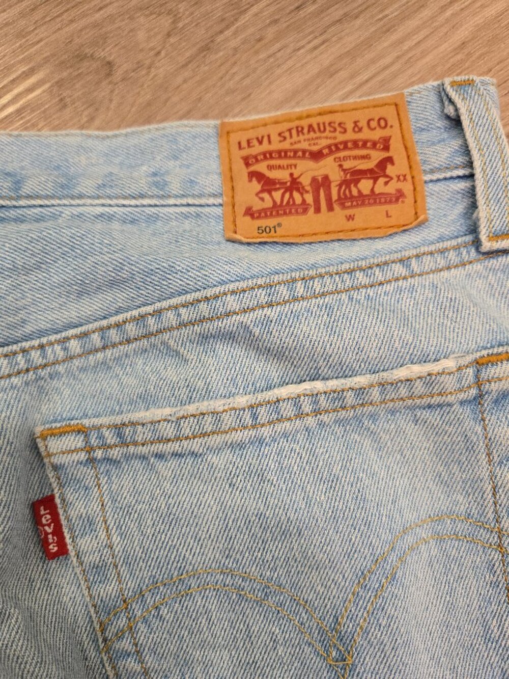 Levi's Jeans 501 Original Fit Women's 29x26 Blue Denim Straight Leg Button Fly - Picture 3 of 6